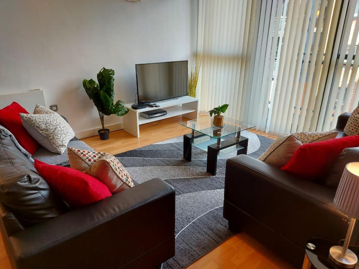 City 2 Bed, 2 Bath, Free Parking & Wifi シェフィールド エクステリア 写真